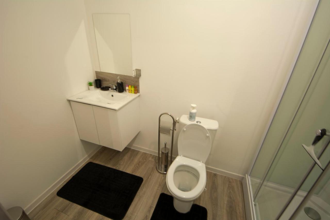 Mahora - Charmant Studio Home Staging Au Centre-Ville Сен-Кантен Екстериор снимка